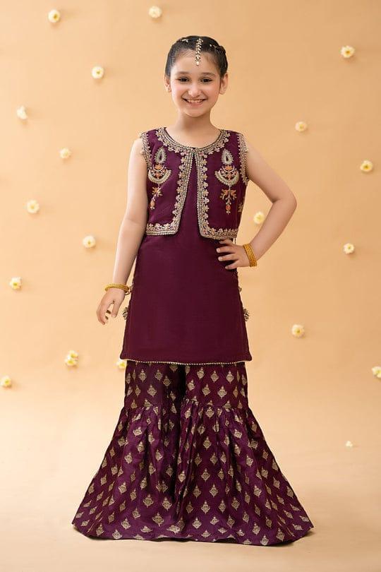 2 Pcs Girl's Lawn Embroided Unstitched Suit